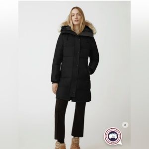 Women Canada Goose Shelburne Parka with Fur Hood